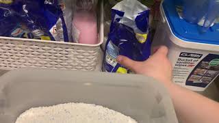 Putting megaperls into container #asmr #washingpowder