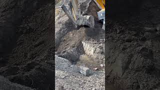 Caterpillar Excavator Digs Out Machine #caterpillar #constructionequipment #excavator #construction