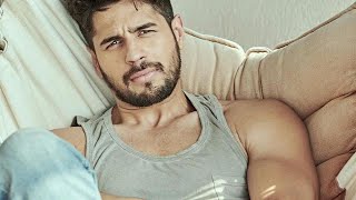 TOP 10 HOTTEST INDIAN MEN