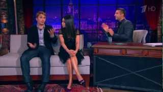 Mila Kunis speaking fluently Russian at Urgant Show March 7th 2013 (with James Franco)