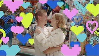 Включи любовь в торговом центре | СТС Love