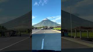 Awe- Inspiring views of the Mayon Volcano in the Phillipines. Have you been here before?🇲🇫