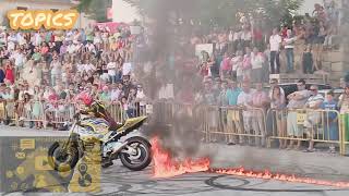 moto freestyle l cuemand rueda burnout