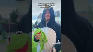 TRICK OR TREAT🎃👻 #halloween #tiktok #funny #ukcomedy #shorts #comedy #relatable #viral #xyzbca