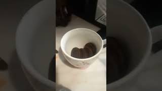 cum sa faci un oreo lava cake pt 1