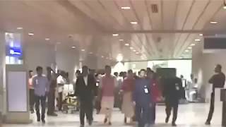 Deepika Padukone and Ranveer Singh after marriage in Airport grand Entry by Fans