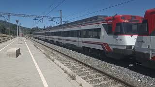 Renfe Cercanías 446 entrando en El Escorial en el verano de 2024