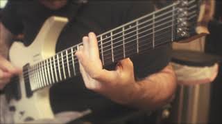 Strandberg Metal 8 Thumping over Drum & Bass