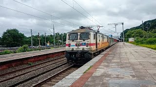 Extremely Dangerous Whining !!! GZB WAP7 Bandra Chandigarh Express Storming at 130+ KMPH