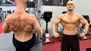 Transform Your Physique with a Wide and Deep V-Back