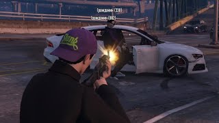 Нападаю на всех подряд в GTA 5 RP