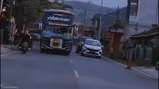 Story wa Cinematic bus Po Haryanto CAPOLISTA ||story'wa bus keren 30 detik||