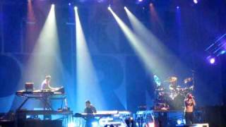 Linkin Park - Leave Out All The Rest @ Hallenstadion, Zurich [HQ]