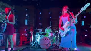 THE BEACHES - BAD BEHAVIOR  Live at The Kingston Ale House, Kingston Ontario  May 10, 2022