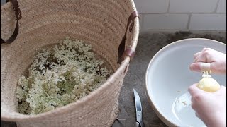 Making Elderflower Cordial