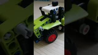 Конструктор LEGO Technic Mini CLAAS XERION