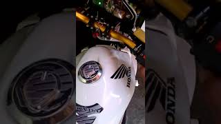 Cb 300 com escapamento o som da Hornet