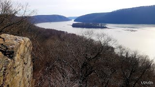 Exploring House Rock Wind Cave