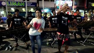 SI CANTIK REFI JOGET STEL KENDO / ANGKLUNG NEW BANESA  / PENGAMEN MALIOBORO YOGYA