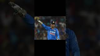 Thala is back #cricket #shortvideo #viratkohli #cricketlover #trending #youtubeshorts