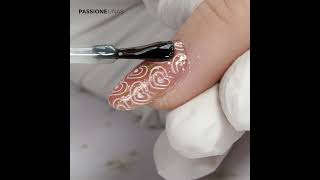 Nail art stamping con motivos de San Valentín | PassioneUñas