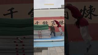 【少林七小侠】 ShaolinBoys 师父：不敢松，真的不敢松（上）#shorts #ytshorts   #kungfu #gongfu #status #foryou