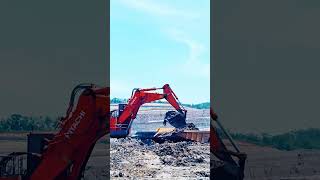 Excavator Hitachi Ex1900 vs Caterpillar 777E loading Pront OB. #shortsyoutube #pekerjatambang #fyp