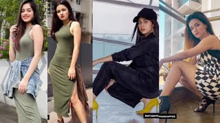 JANNAT ZUBAIR 😍 VS AVNEET KAUR 🤩 | Same Pose 💃 | Who is no. 1 🙊 Comment