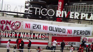 BANDERAZO RIVER MONUMENTAL