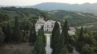 Tuscany Retreat Venue & COmpany Offsite Location In Italy | VILLA PIANCIANI | Venue Retreat