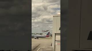 AAL 737 N933AN at FLL #americanairlines