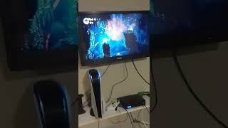 meu primo jogando(hollow knight)