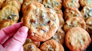 Chocolate Chip Cookies - Galletas de Chispes de Chocolate