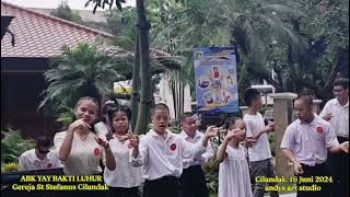 Satu persatu diberkati Tuhan by Penari ABK YAY BAKTI LUHUR di Gereja St Stefanus Cilandak