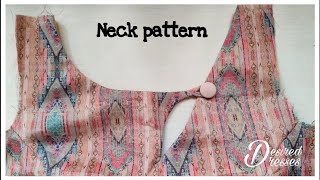 simple and stylish neck pattern for blouse/kurti.