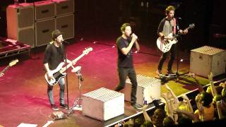 [13]Summer Paradise - Simple Plan Live in Chicago 11-21-11