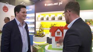 Dach für Bausteine, Hubelino • Spielwarenmesse