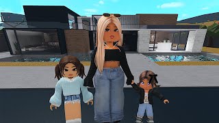 Construí Una Casa Nueva Para Mi Familia 🏠 | Bloxburg Family Roleplay