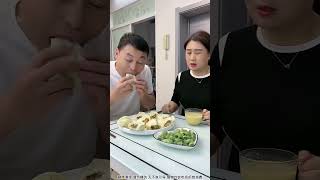 🍲🤣 Hilarious Couple's Ultimate Food Showdown: Who Will Be the Champion? 🏆🍽️ #EpicFoodChallenge