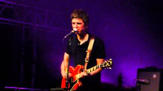 Noel Gallagher´s High Flying Birds - Aka... Broken Arrow - München 2012