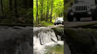 Jeep Gladiator waterfall crossing #jeeplife #jeep #jeepgladiator #gladiators #rubicon #waterfall