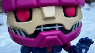 Funko SENTINEL POP Jumbo X-Men Vinyl Exclusive Figure UNBOXING (w/ Wolverine & Omega Red)