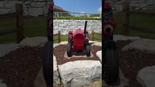 Singing Tractor at Lewis Adventure Farm & Zoo. #tractor #tractorvideo #lewisfarms #zoo #michigan