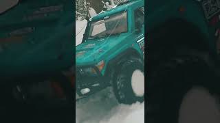 RC Crawler snow riding Toyota Land Cruiser #crawler #rc4x4 #amewi #landcruiser #traxxas #scalerc