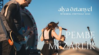 Alya Öztanyel - Pembe Mezarlık (Model Fatma Turgut Cover) | İstanbul Festivali 2024