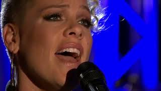 P!nk -  Stay With Me  (Live Longe) ❤️