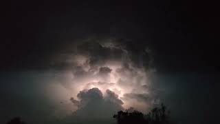 Tormenta nocturna en medio de la naturaleza (storm/nature/rain)