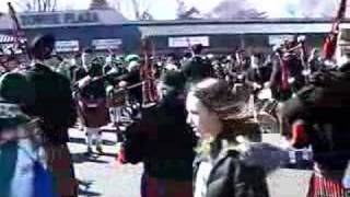 IONA college bagPIPERS