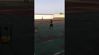 Elian 1 practica tenis polideportivo la romana 2018