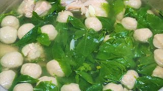 Sweet Leaf Soup with Pork Ribs and Beef Meatballs